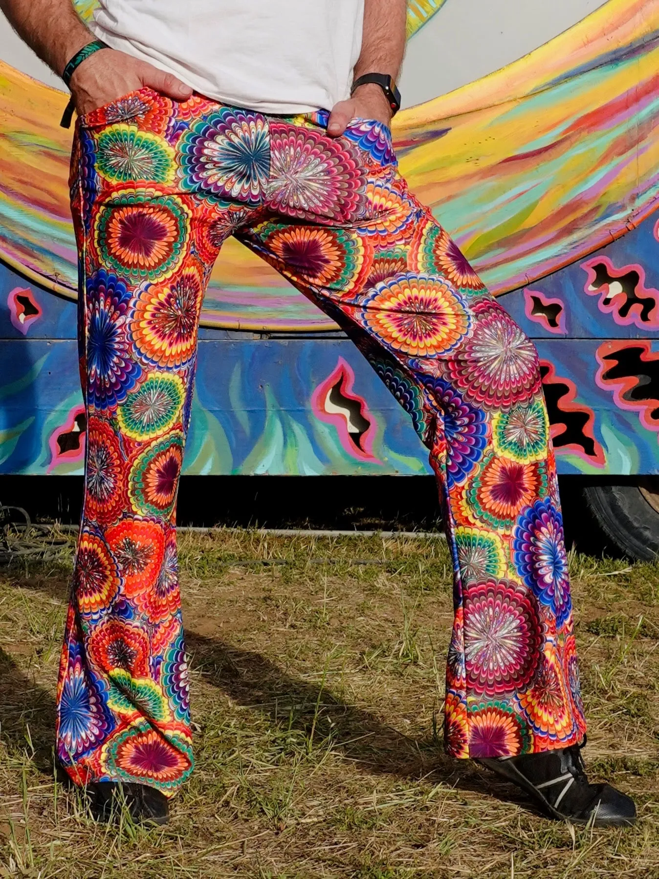 4 Pocket Flower Power Flare Pants - Men's Hippie Trippy Bell Bottoms