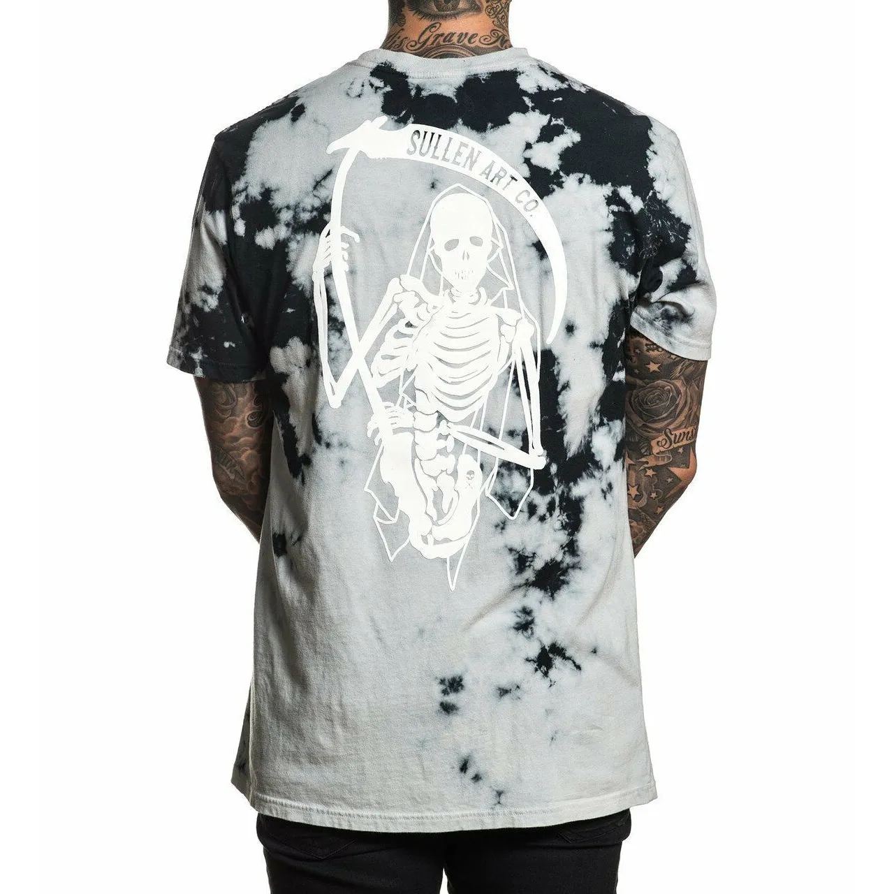 Black Heart Premium Fit Mens T-Shirt