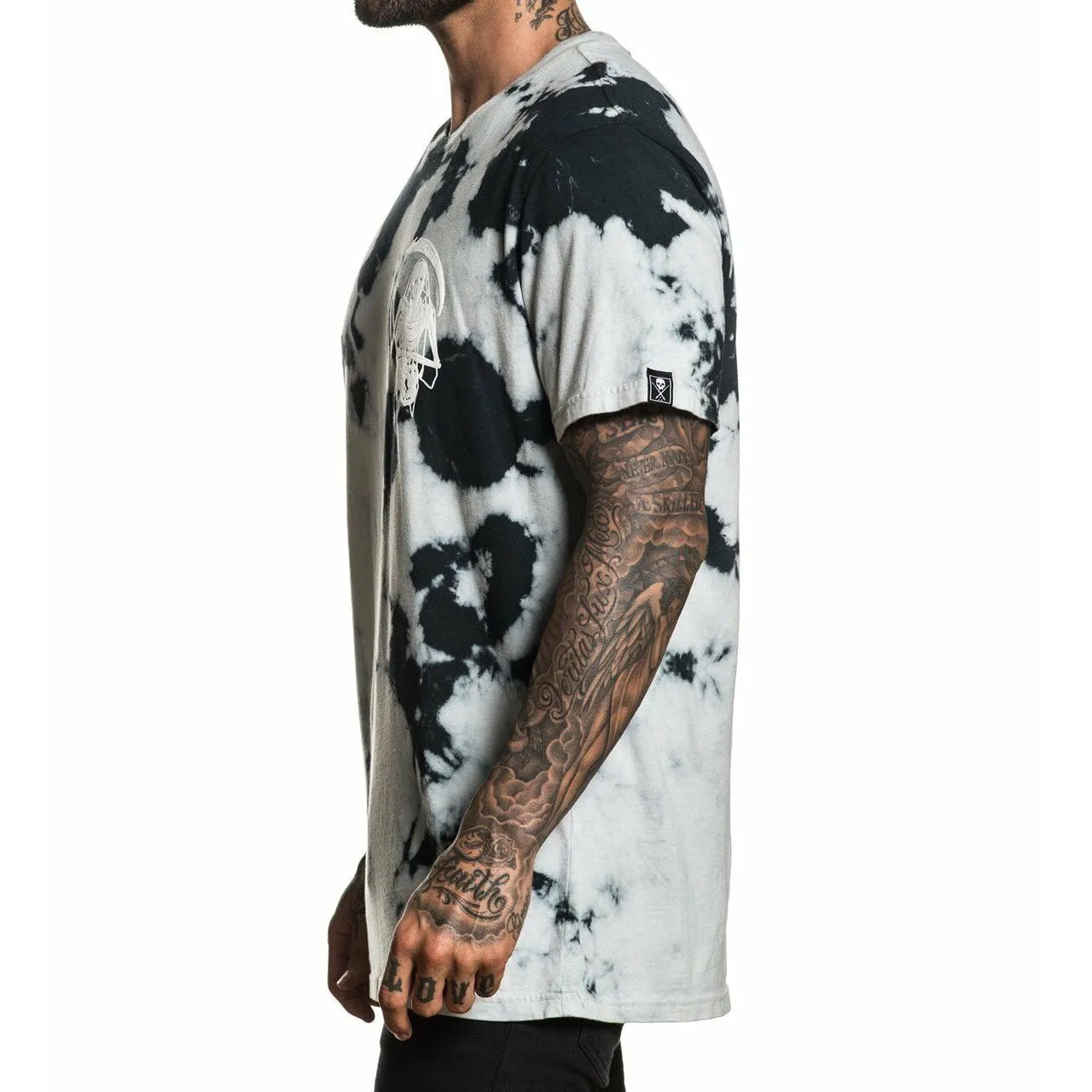Black Heart Premium Fit Mens T-Shirt