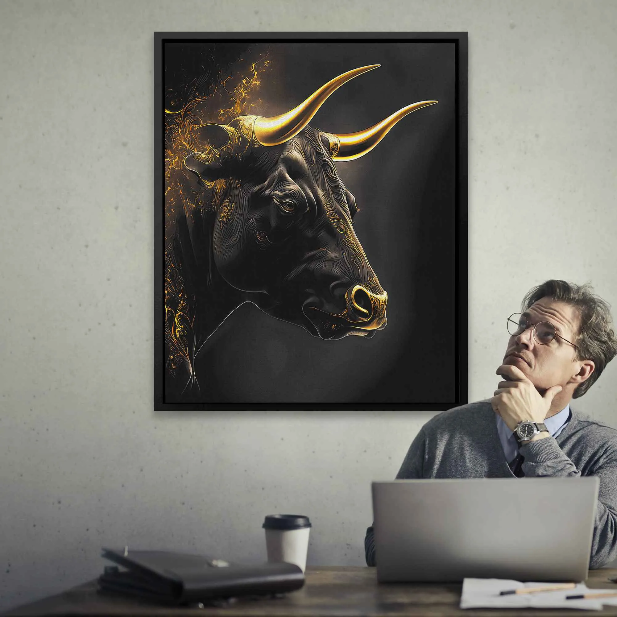 Golden Wall Street Bull